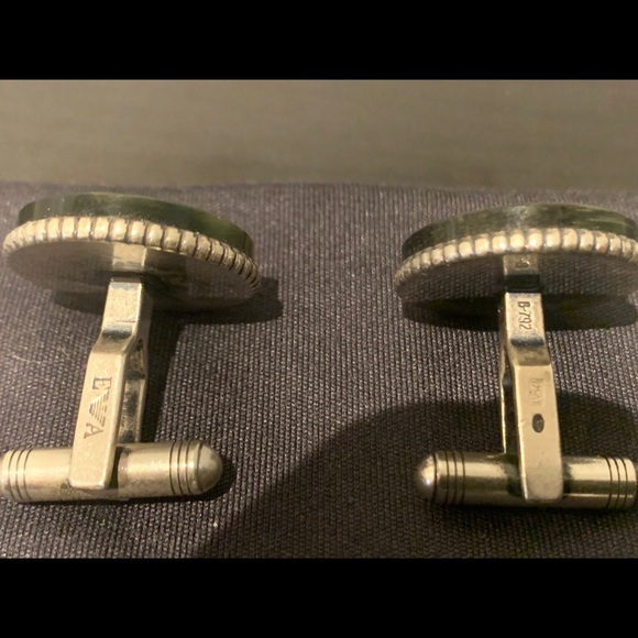 Armani silver/jade cuff links - Picture 4 of 4